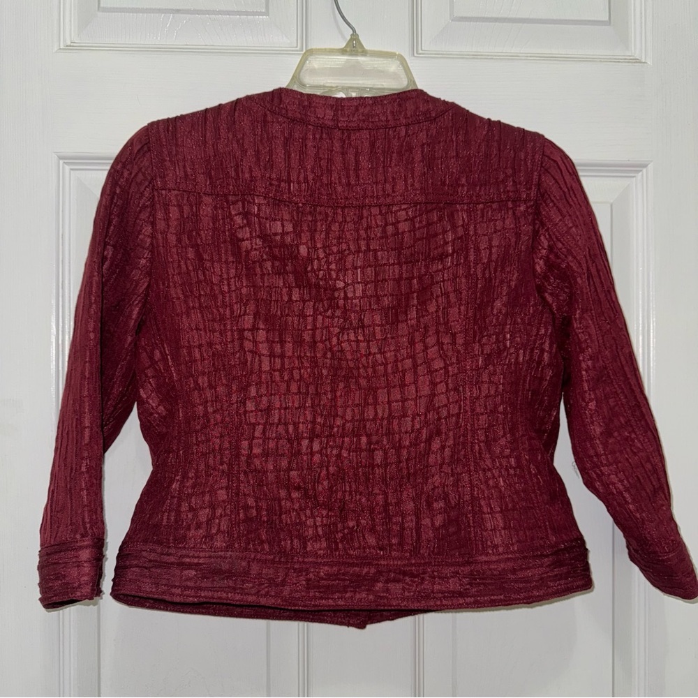 Ruby Rd. Deep Red Petite Crop Style Textured Button Up Denim Style Jacket - Picture 6 of 7